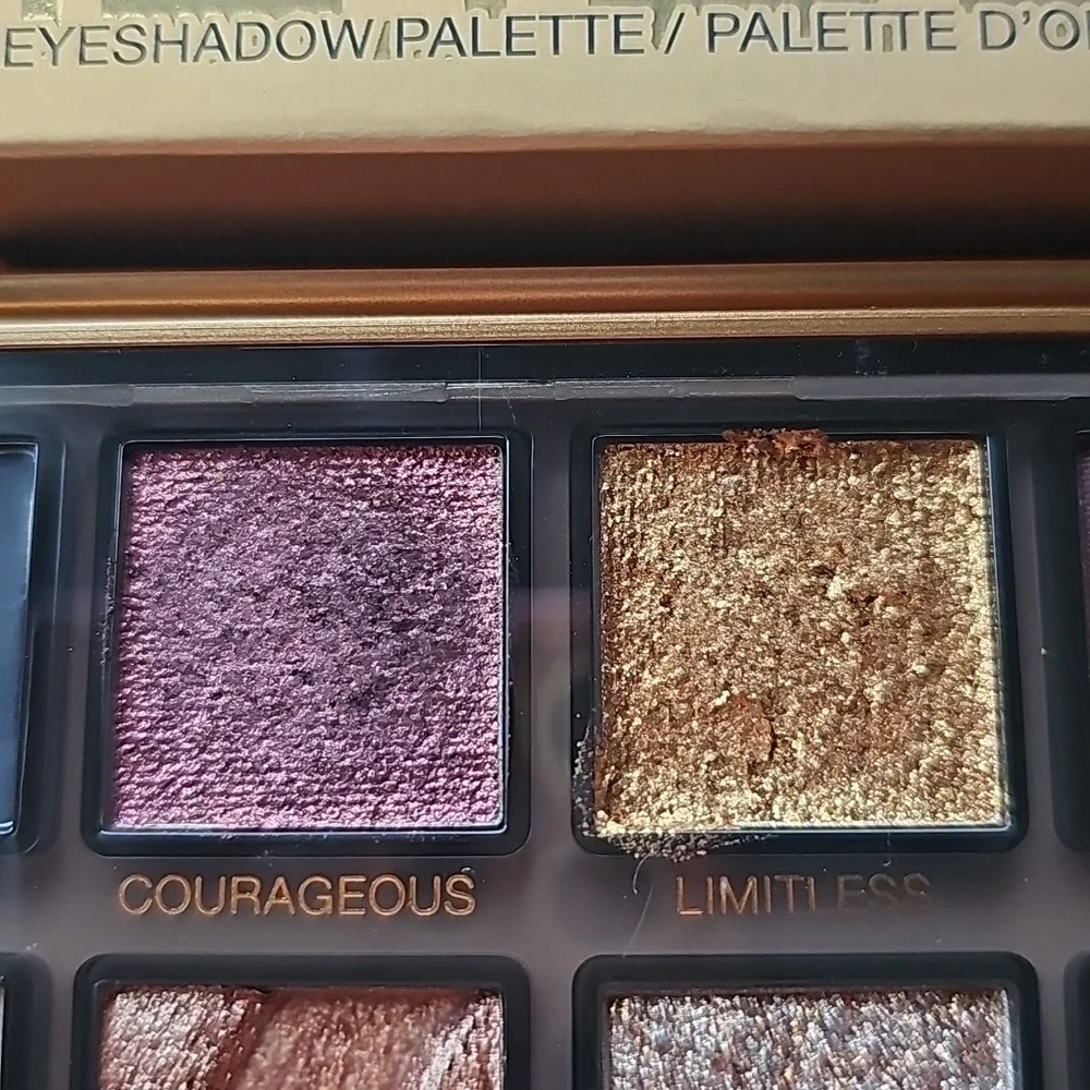 NIB HUDA BEAUTY EM(POWER)ED Eyeshadow Palette - Gold & Browns
